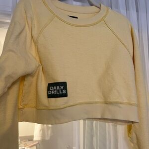 Daily Drills Light Yellow Cropped Pullover